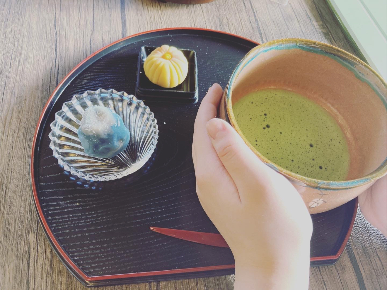 ōꂽaَq͂AA͂_ĂĂオ肢܂B