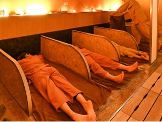 岩盤浴で癒しのひと時を♪