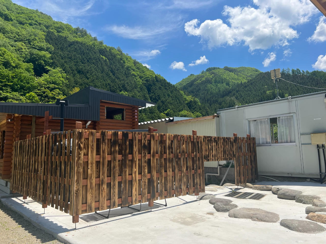 ファミリーテントサウナ外観