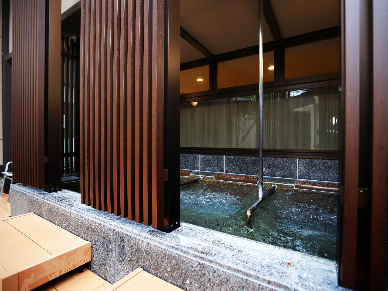 寝湯 ※イメージ