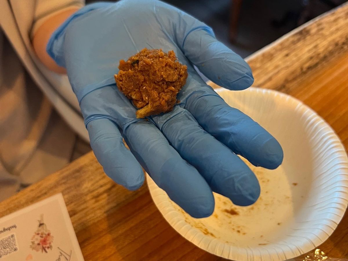 VR@A𐸕sgp̂XɖYEHsgp̏o`Ċۂ߂܂B