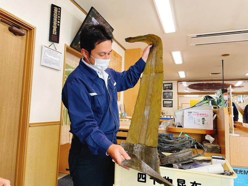 生地の清水を活かした四十物昆布体験