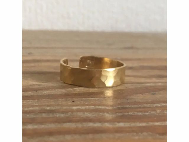 完成品です!! 槌目が程よく輝いて美しい!! 制作後、お持ち帰り頂けます!     水に濡れても大丈夫。水分を拭いてチャック袋で保管すると変色を防げます。