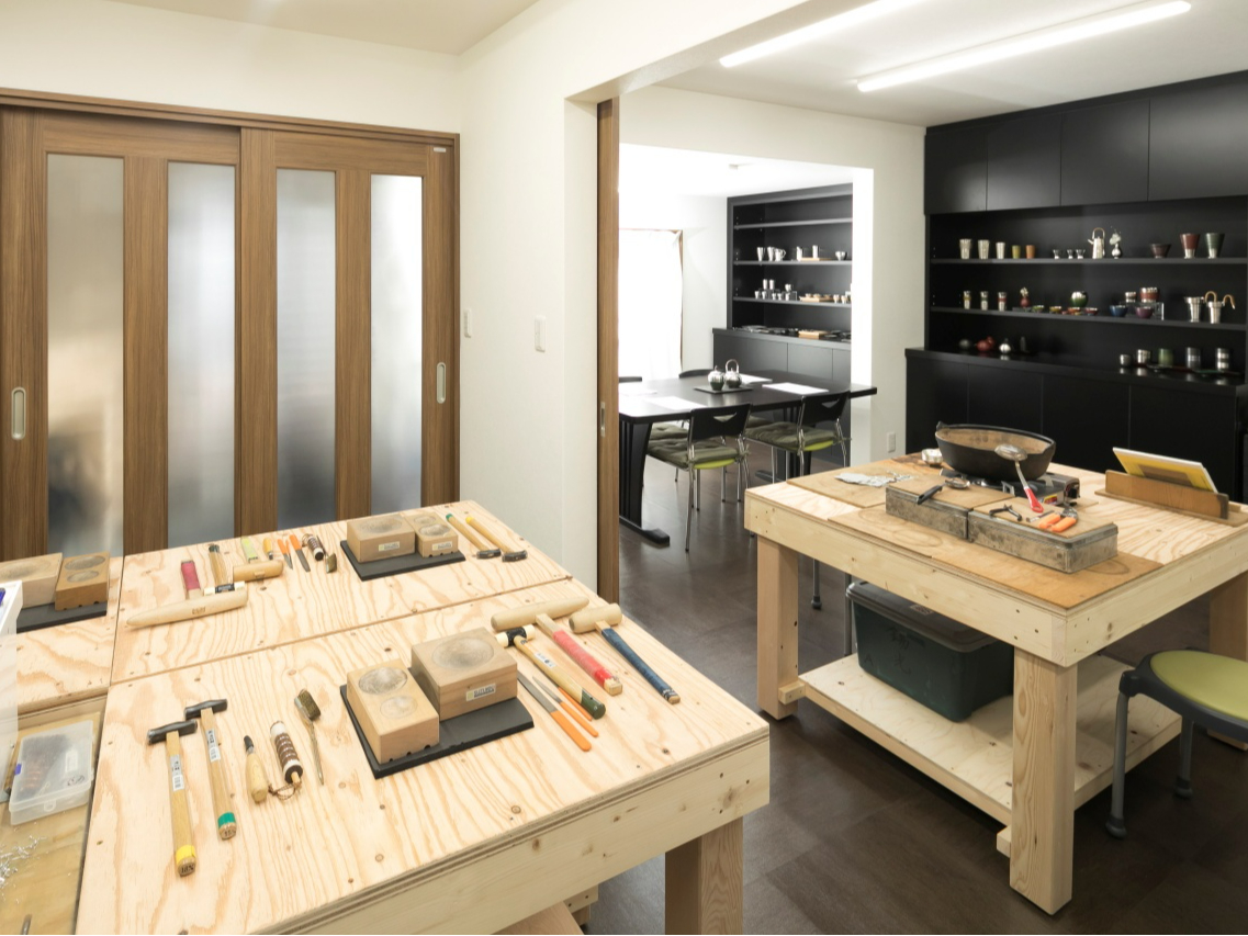 yT.I.N.H[zƂEl{{݂p܂B