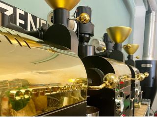 3台の高性能焙煎機で自分好のにコーヒー焙煎体験!