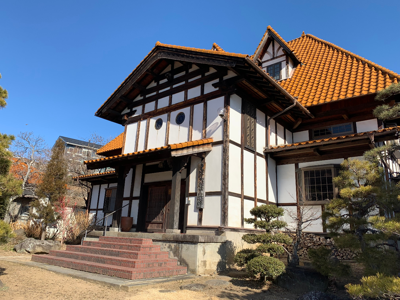 入館チケット】尾澤千春・敏春父子が制作した木彫作品約1500余点
