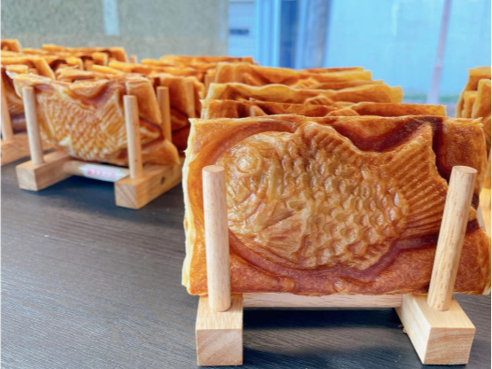 ★《ここでしかできない!》クロワッサン鯛焼き作り体験~お土産鯛焼き+ドリンク付き...