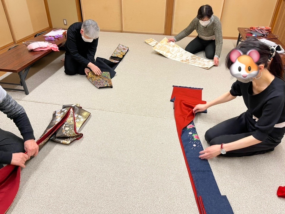 Éт̂ہ@ܑт̓dۂĂ@т܂