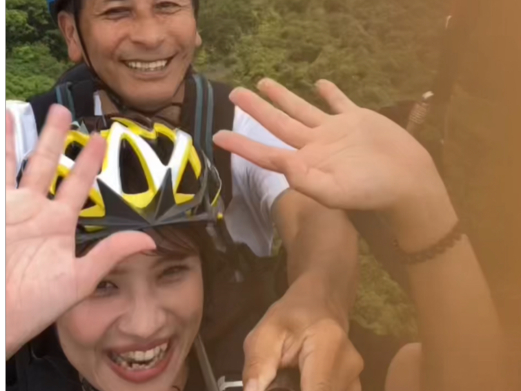 {s̑}8`9ɂ}ɍs܂BꏊԂ肵Ă炪łBA҂16\łB