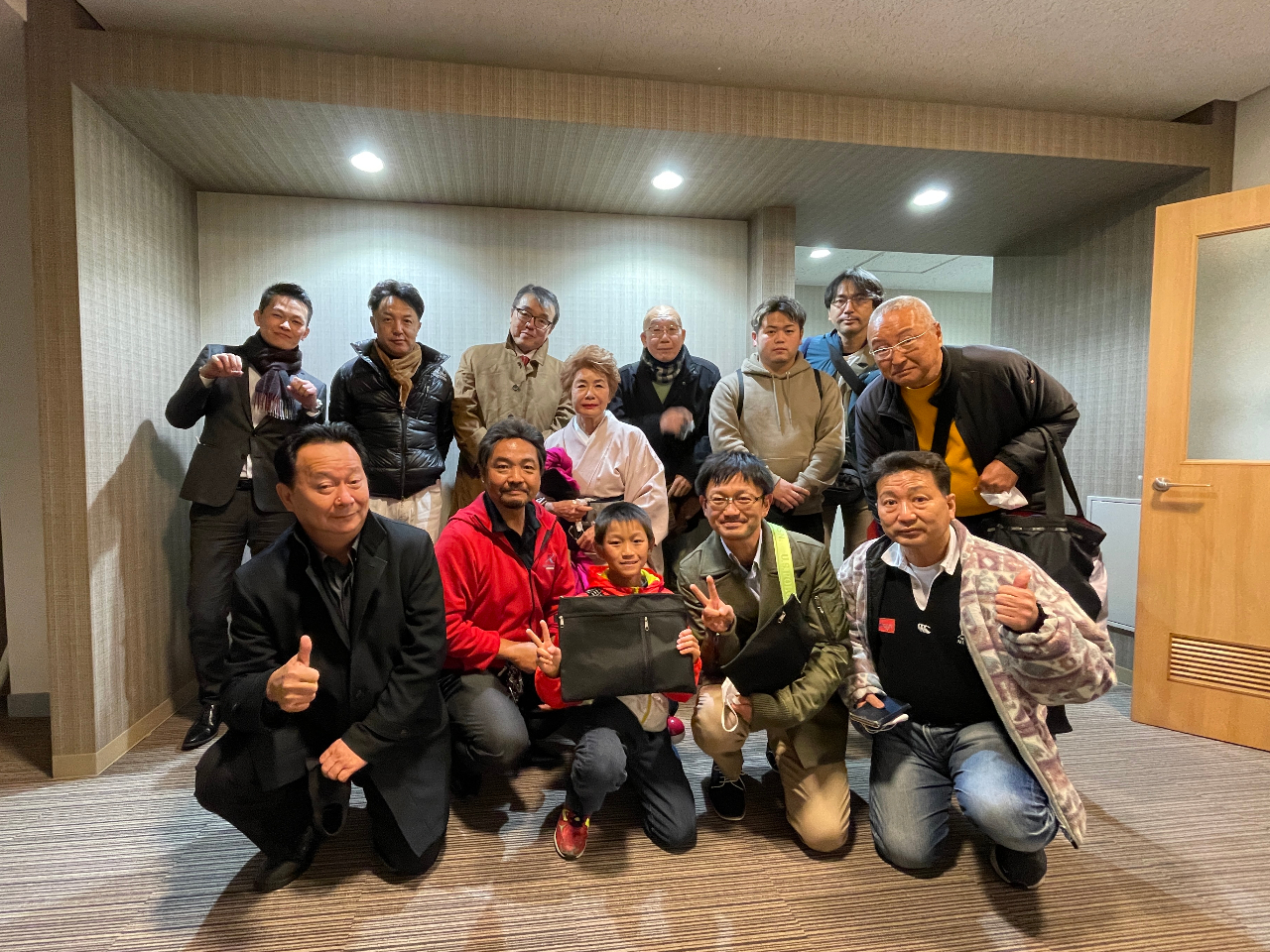 QґSΊɂȂIx̍}WbNZ~i[@R~jP[Vc[ƂĒNłȒPɂł܂B