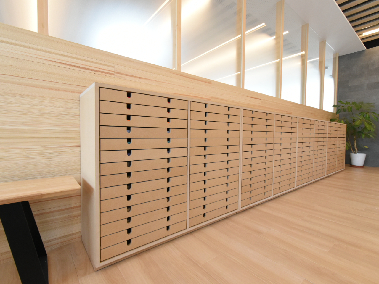 約400種の紙をストックしています