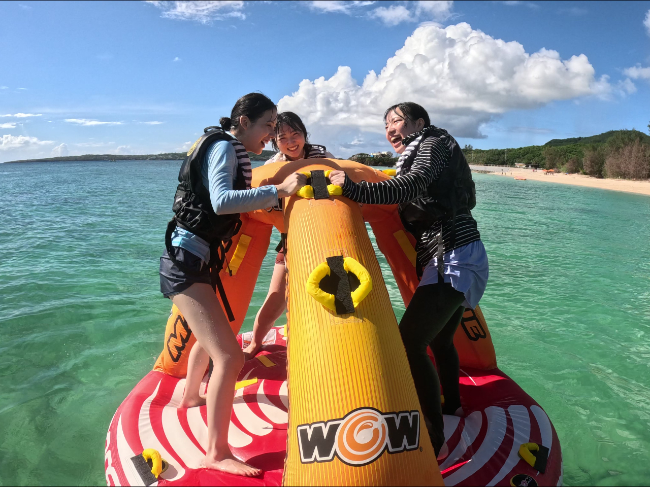 Cv@ő3Aďɂ3l̑킹悤