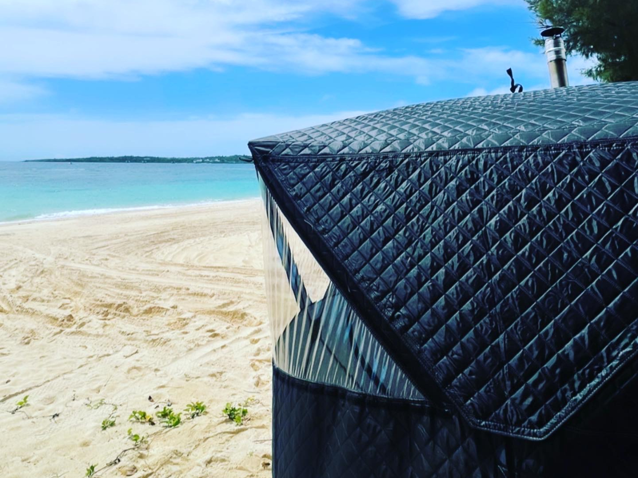 テントサウナ ビーチ設営のパノラマビューでととのう