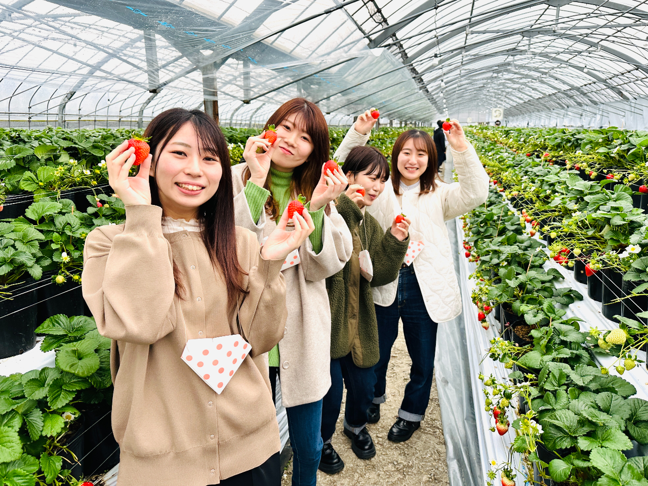 家族、友人、カップル、みなさんご一緒に笑顔あふれる時間をお過ごしください♪