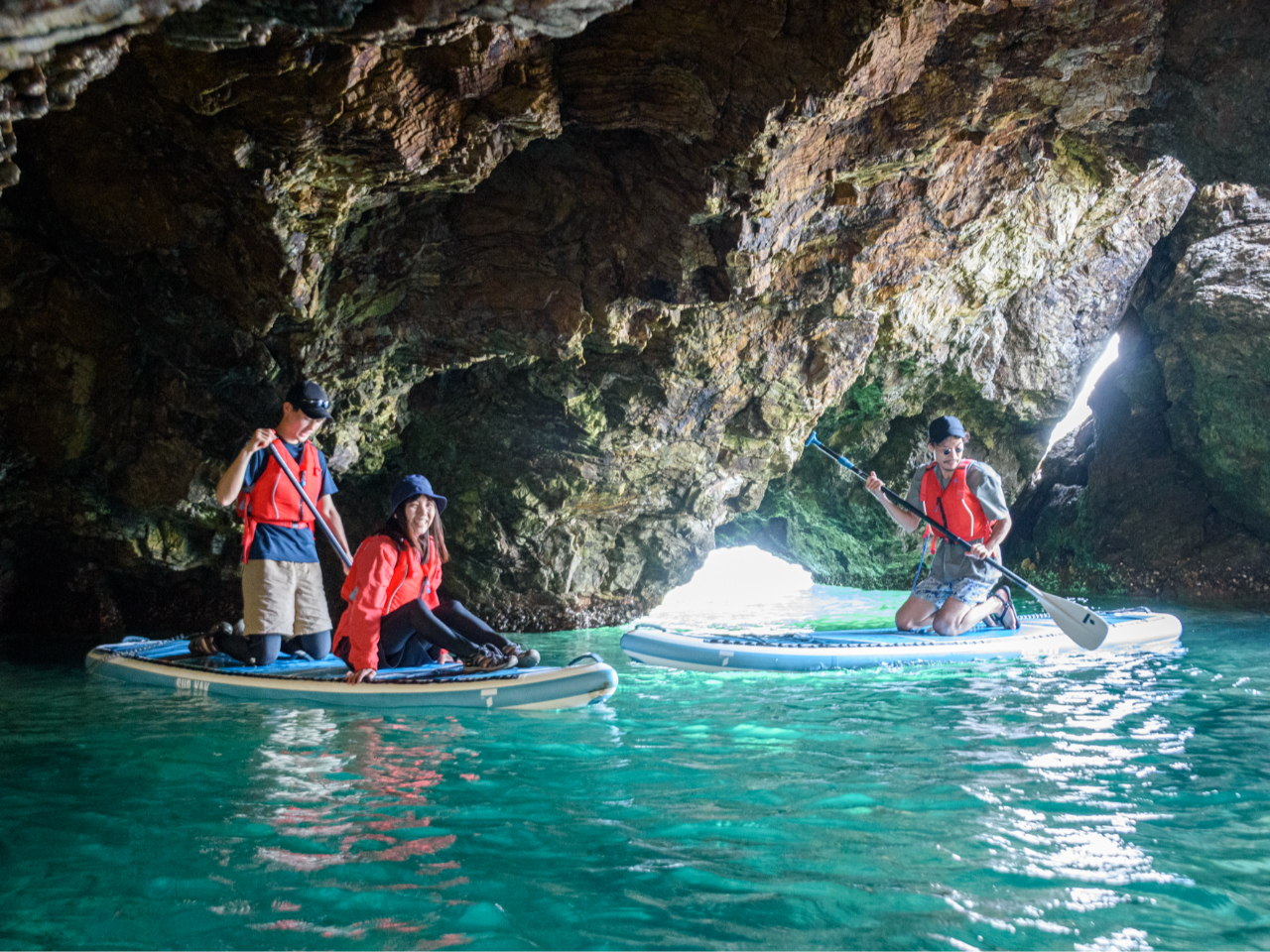 【若狭・常神半島】青の洞窟 SUPツアー《1回4名限定》《青の洞窟でSUP&シュ...