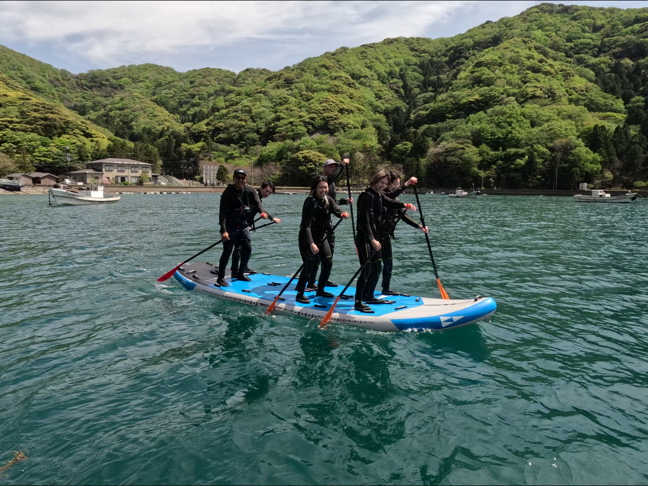 6�l���MotherShip�I�I