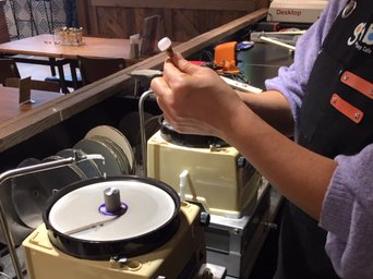 ΌCɂȂĂACyɑ̌Ă݂ĂBƏWĂɎ߂܂IFl@ył̌Ă܂B