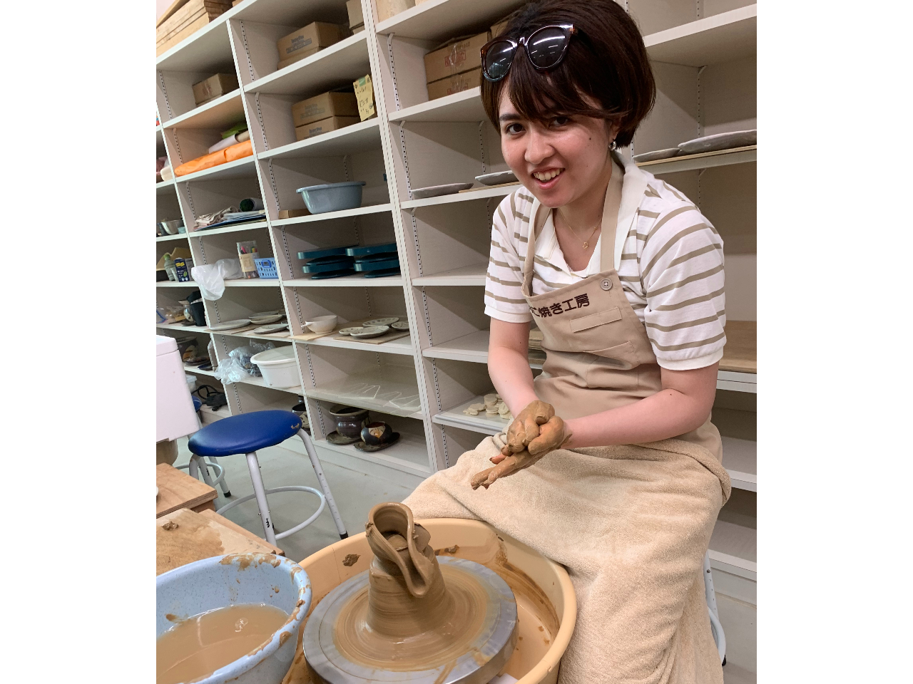 ロクロ体験中、まずはこんな感じにぐにゃぐにゃ