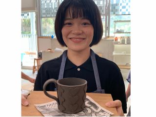 鈴づくり:4000円 カップ(小)4500円 カップ(中)4800円 カップ(大)5300円 (すべて焼き代込み)