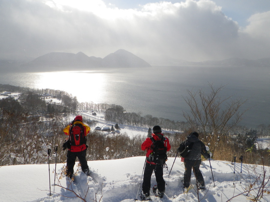 冬にはスノーシューツアーも行っております!