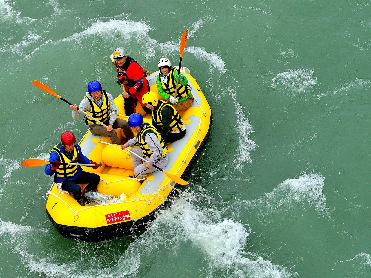 �݂�Ȃŗ͂����킹�āI