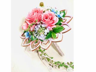 今人気のデザインが学べます!