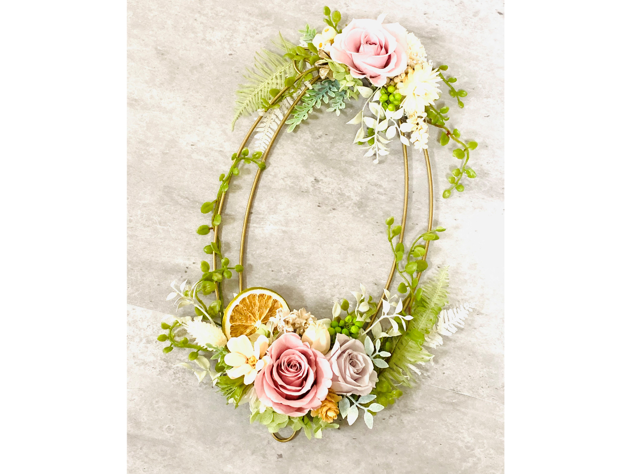 プリザーブドフラワーのアレンジメントを作れます