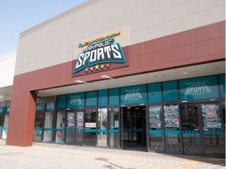 イオン仙台中山店別館1階 目の前に駐車場があります。