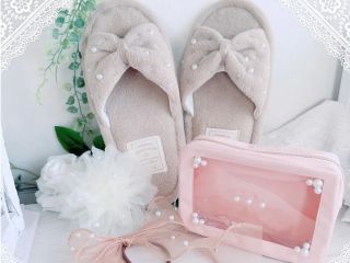 「reveリ〜ノ〈リベリーノ〉」 パールセッティングマシーンを使い パールやキラキラパーツを魔法のように簡単に装着可能! 世界でたった一つの作品作りに!