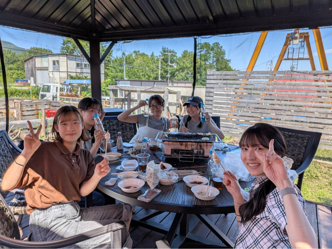 【札幌市南区】火起こし不要☆貸切ウッドデッキでＢＢＱ！〈15:00～18:00〉