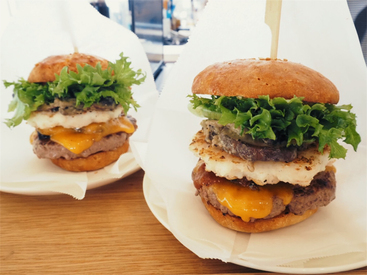 ݃JtFł͎no[J[urEXo[K[v̔IR[q[I