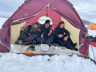 ���ԁE�J�b�v���Ŋy���ޓ~�̃t�H�g�W�F�j�b�N�ȕX��A�N�e�B�r�e�B�B