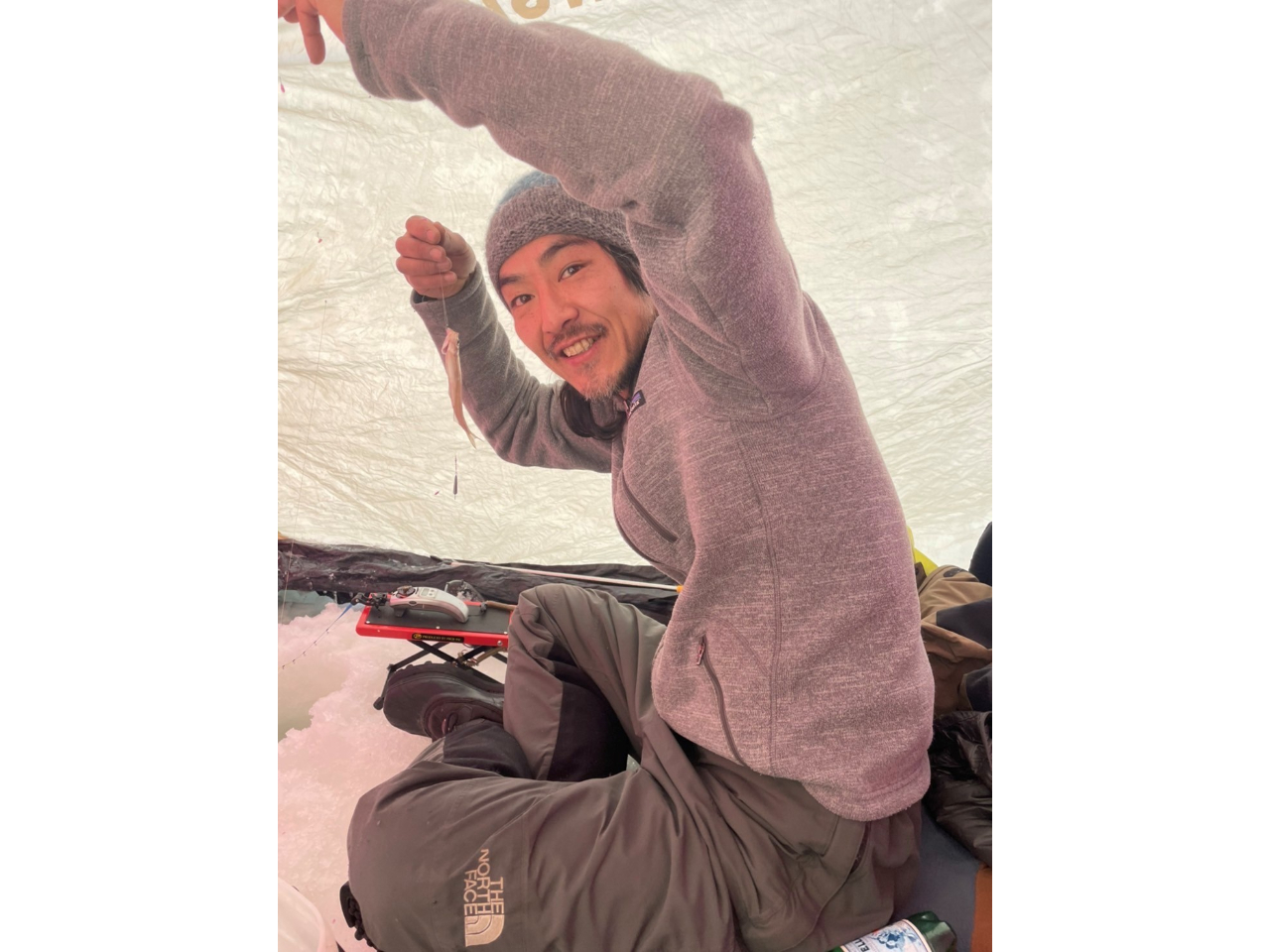 ����̐��E��w�i�ɁB���R�ɏΊ�ɂȂ�܂��B