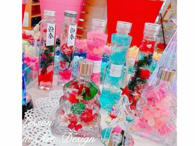 お正月バージョンも作れます!薔薇のハーバリウム。OnlyOneの素敵なハーバリウムが作れます。お部屋のインテリアやプレゼントとしても大人気です