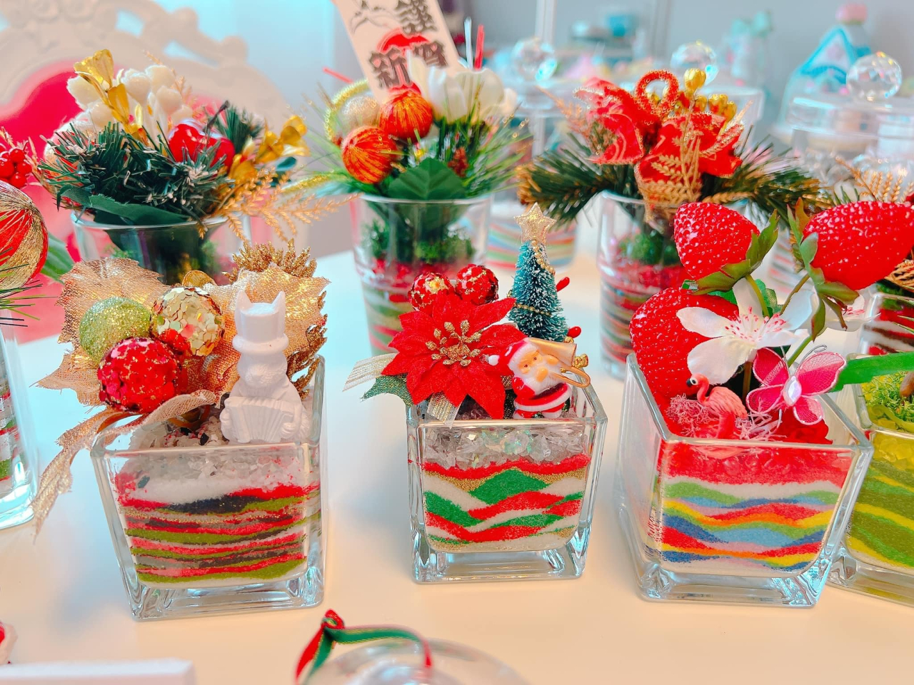 sXNGAMTCYtNX}Xo[WBJ[́Ãvp̐FIׂ܂B@ Qҗl̂iłB