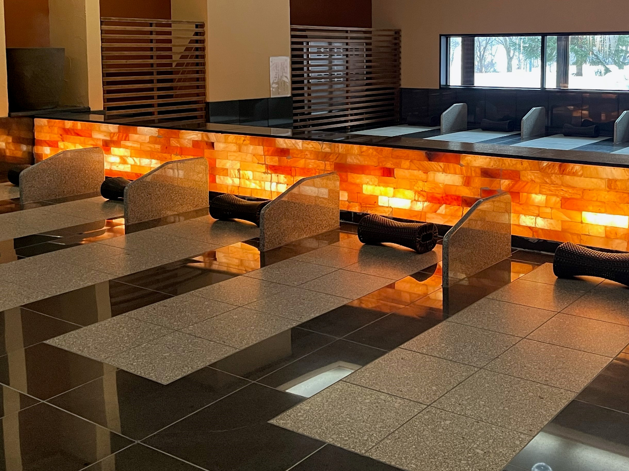 \\お出かけ・観光のお立ち寄り歓迎//(女性限定)岩盤浴セット+入浴料金 滝川I...