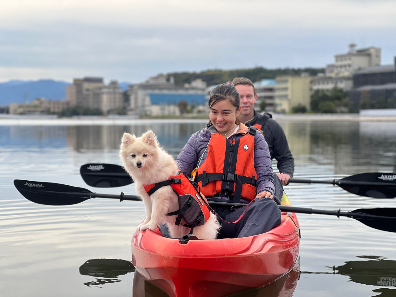 【デイカヤック】愛犬も参加OK!静かでゆっくりとした時間が流れる湖上にて 非日常...
