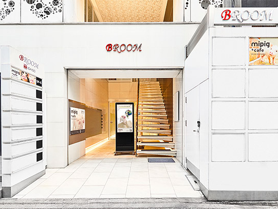 mipig cafe �����V�_�X�̎ʐ^3