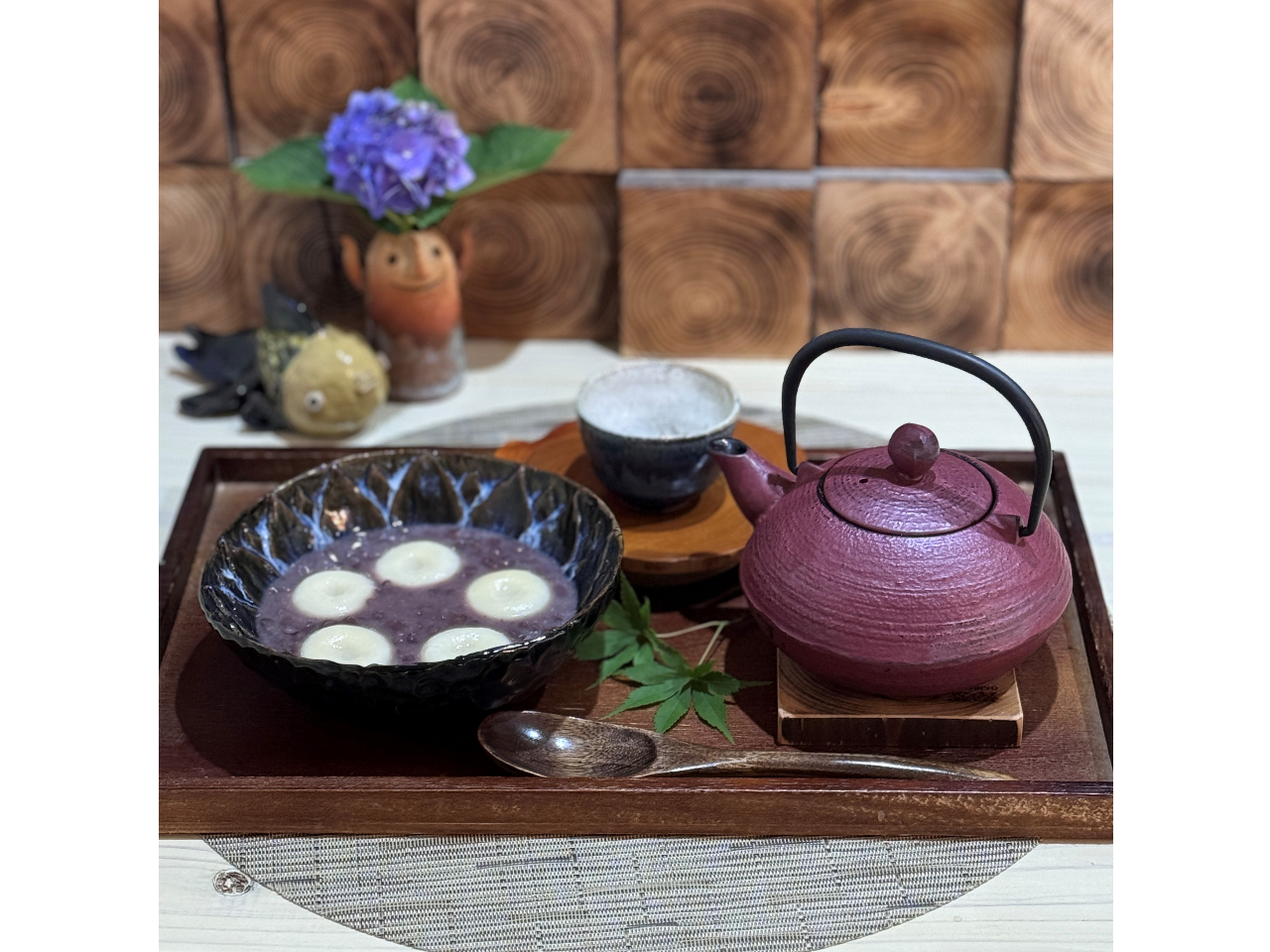 カフェにてデザートもお楽しみいただけます