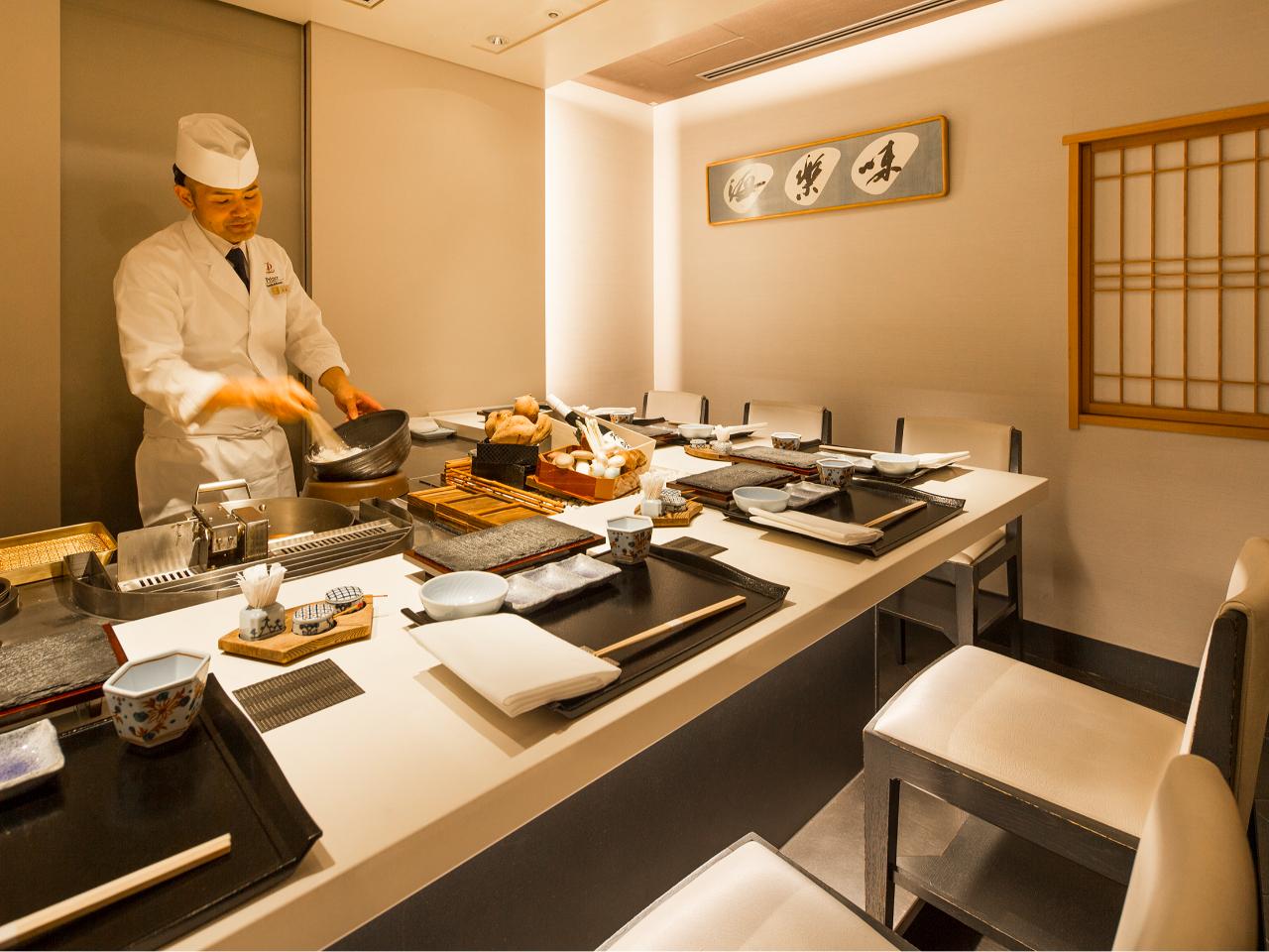 6���l�܂ł����p������������J�E���^�[(1������1�g)