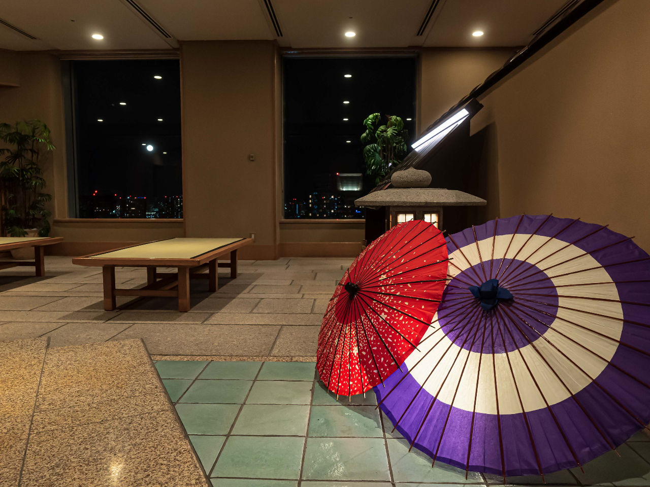 �X�������͊J���I�ȃG���g�����X