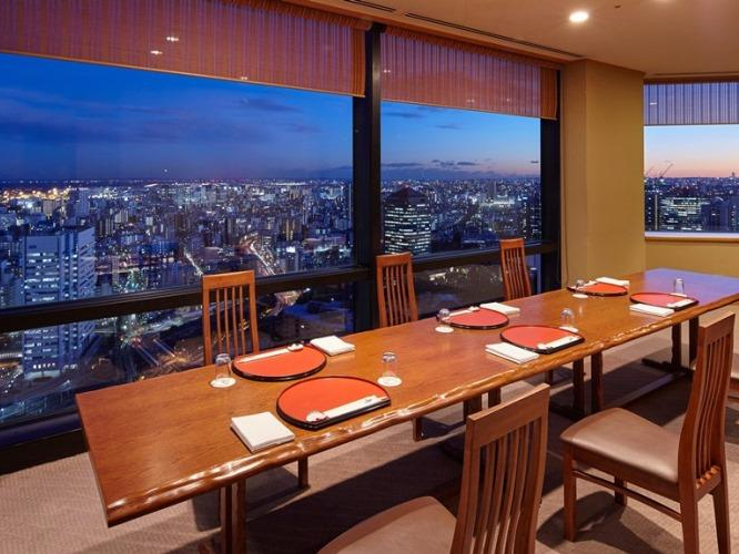 8���l�܂ł����p�ł��邨����(�����̎w��͏����Ă���܂���)