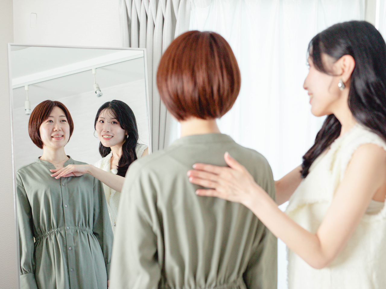 骨格や肌の質感を触診していきます