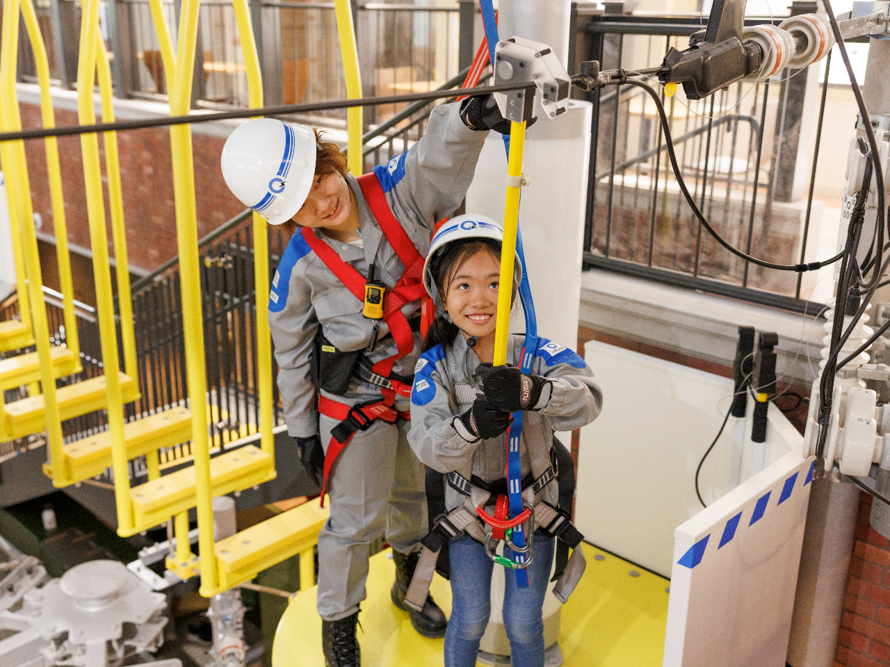 `zdGWjA`dGÂq܂ɓdC͂d𖢑Rɖh~邽߁ÄSɈړAp̓gčƂ̃g[jOs܂