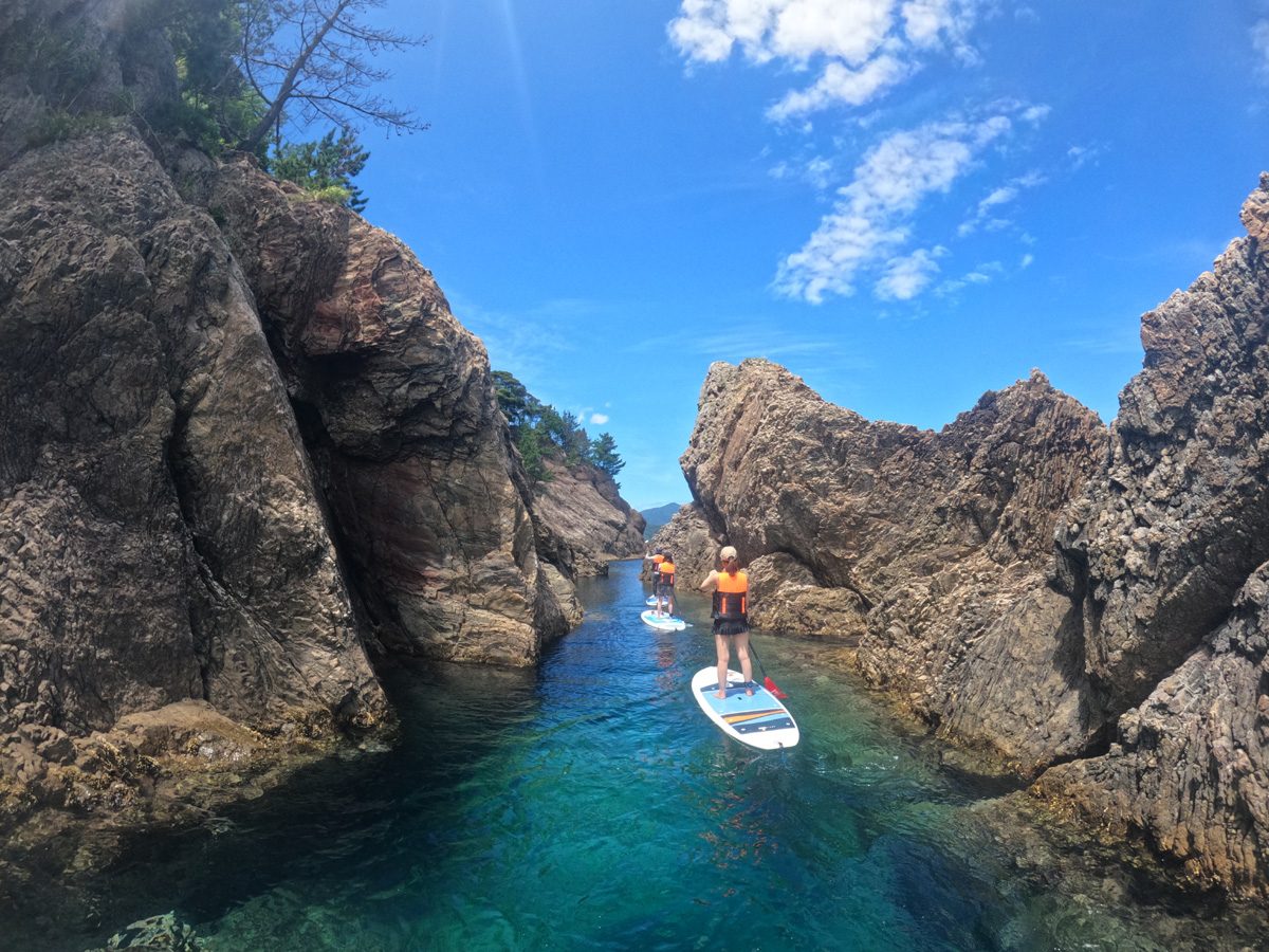 C̃RfBVǂƊݕǂƊݕǂ̊Ԃʂ蔲锗͖_̋JX|bǧ܂I