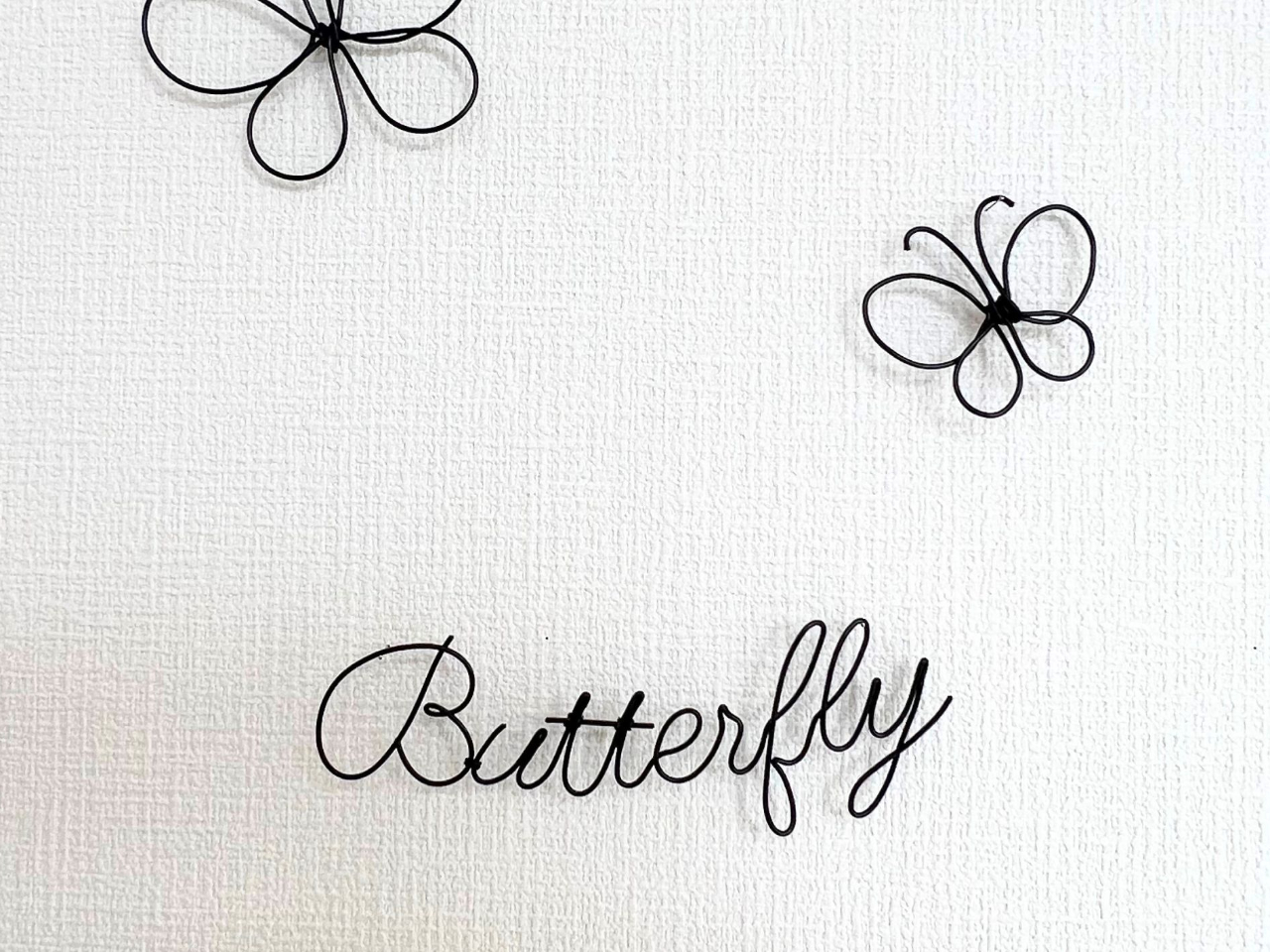 iF@ML̂͒҈ȏ`t[bX̂݁B