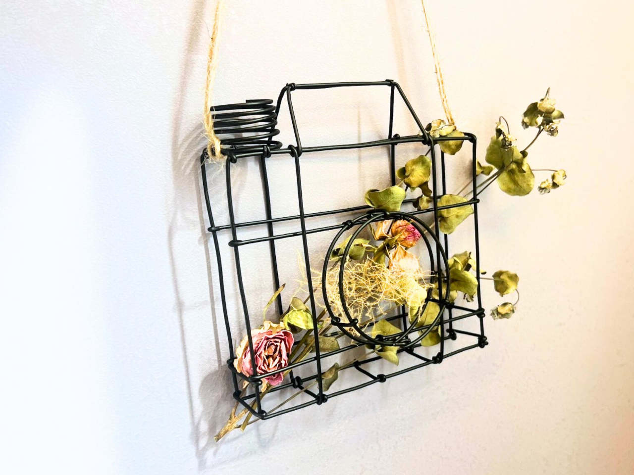 iC@̃A[g͒҈ȏ`t[bXB