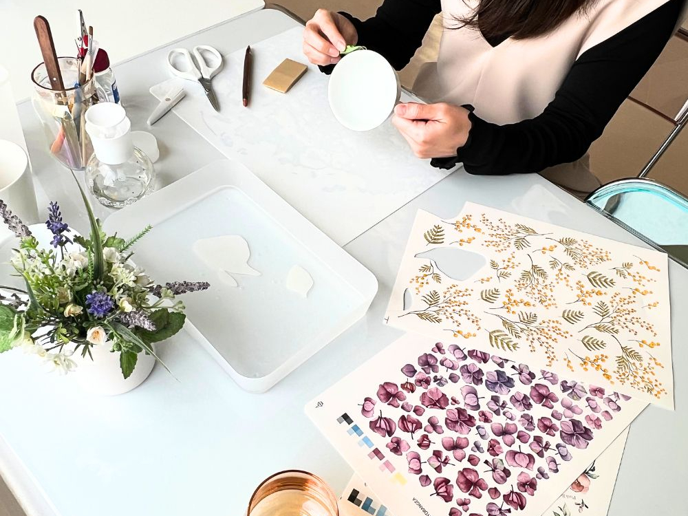 20種類以上の転写紙の中より自由にお選び頂けます。※転写紙はその都度変動致します。