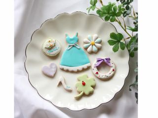 可愛らしいアイシングクッキーが作れます♪