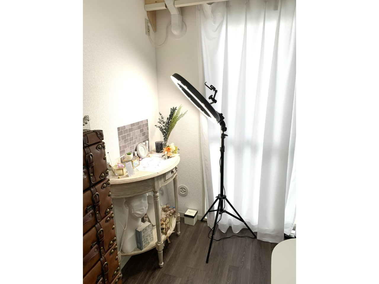 ���삪��������Ɖf���X�|�b�g�ɂĂ������Ŏʐ^���B�e���邱�Ƃ��ł��܂��B